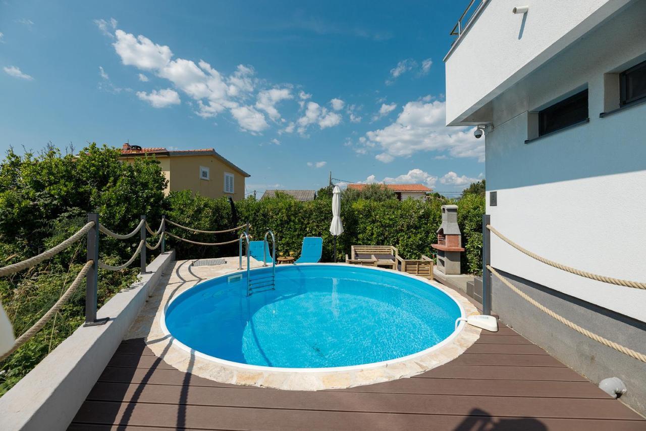 Malo Ferienvilla Privlaka, Pool, Boje, Wi-Fi, Wallbox Privlaka  Exterior foto